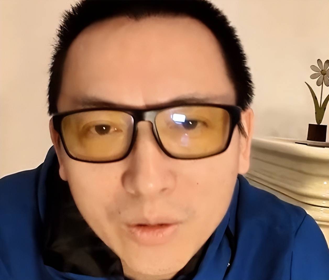 “彻底杠上了！名记王勤伯再次炮轰孙继海搞青