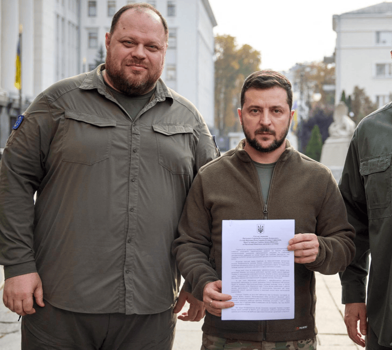 泽连斯基即将辞职,和平计划或将马上签署,接管乌克兰大权的人选已确定?