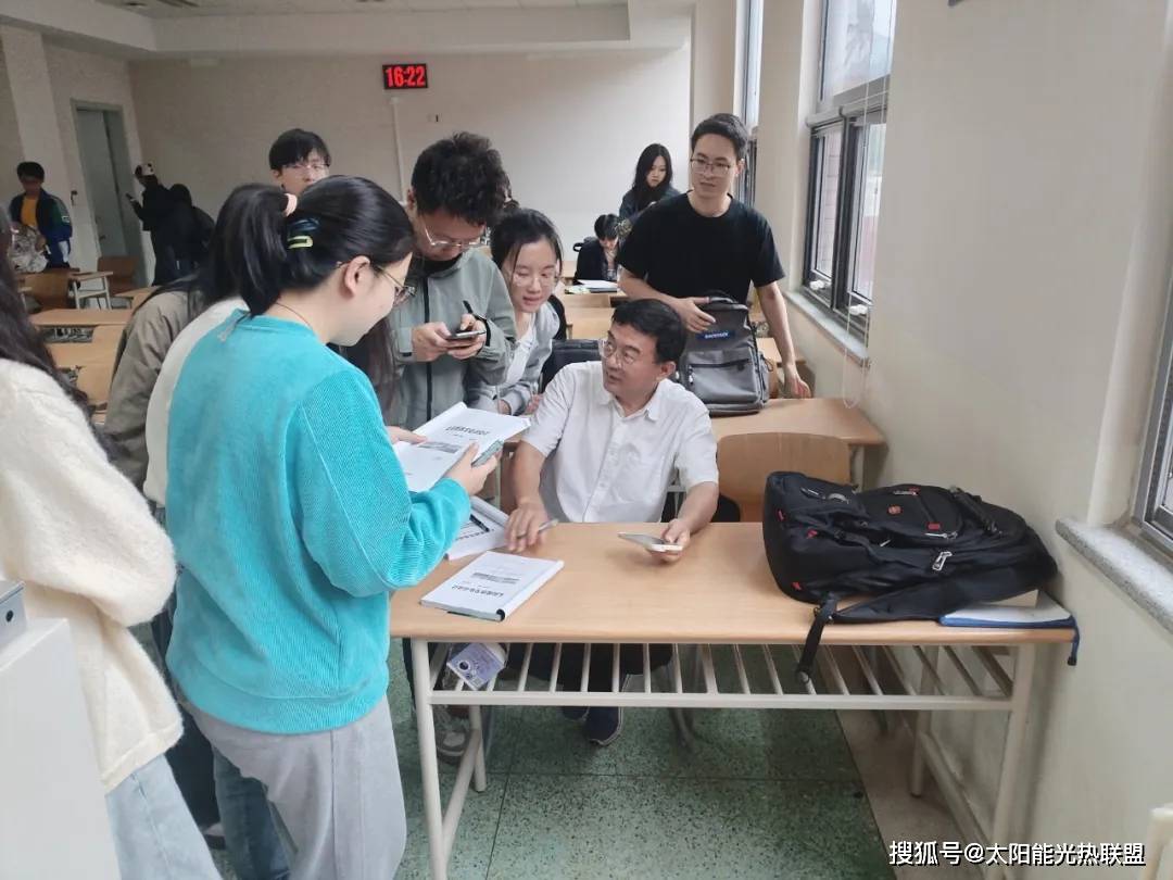 光热逐梦人｜王志峰研究员数十年坚守，点亮全球能源革命之光