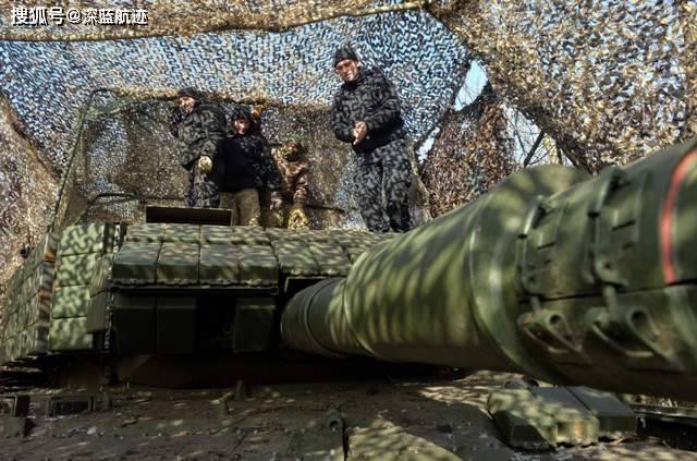 俄军冲进红军城，5000乌军凭空消失，杀戮陷阱备好，就等俄军硬闯