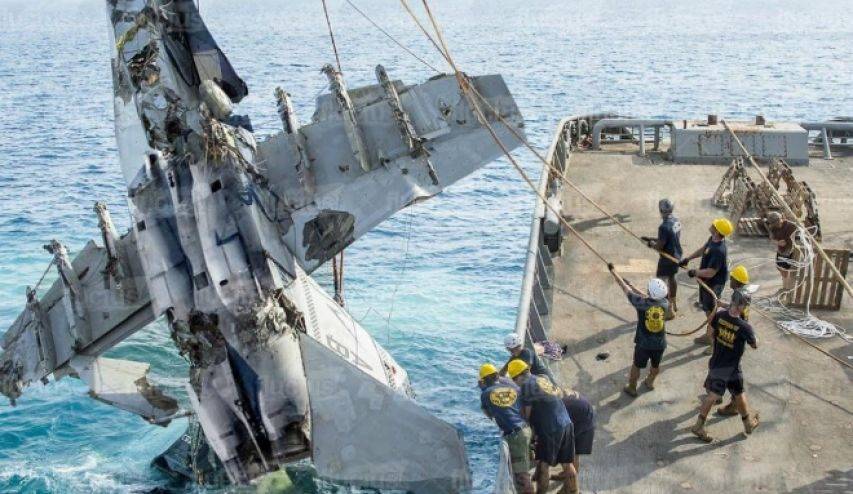 难怪美航母全部逃离南海!3架坠海飞机捞不回,不能让中国看笑话,五角大楼最怕的事情发生?