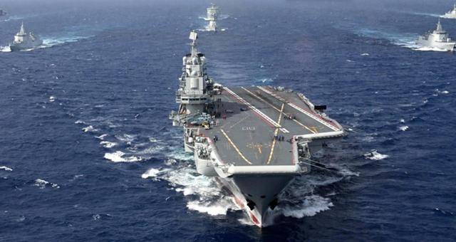 歼15对日机亮剑，美防长紧急警告日本，高市早苗却发言要求中方