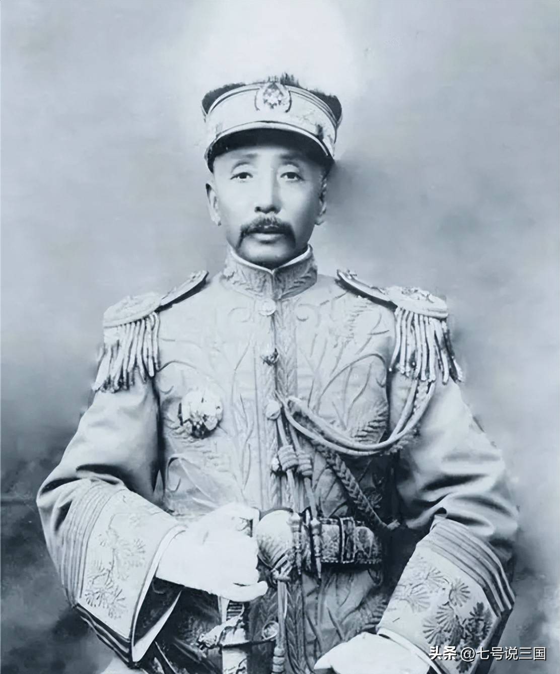 蒋介石手下有9位一级上将，他们是谁，最后的结局如何