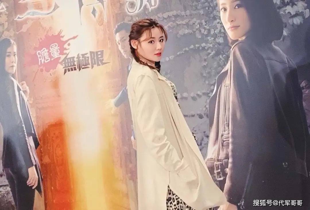 她被称为“翻版张柏芝”,5年前被男友划伤面部,如今改名直播带货还房贷