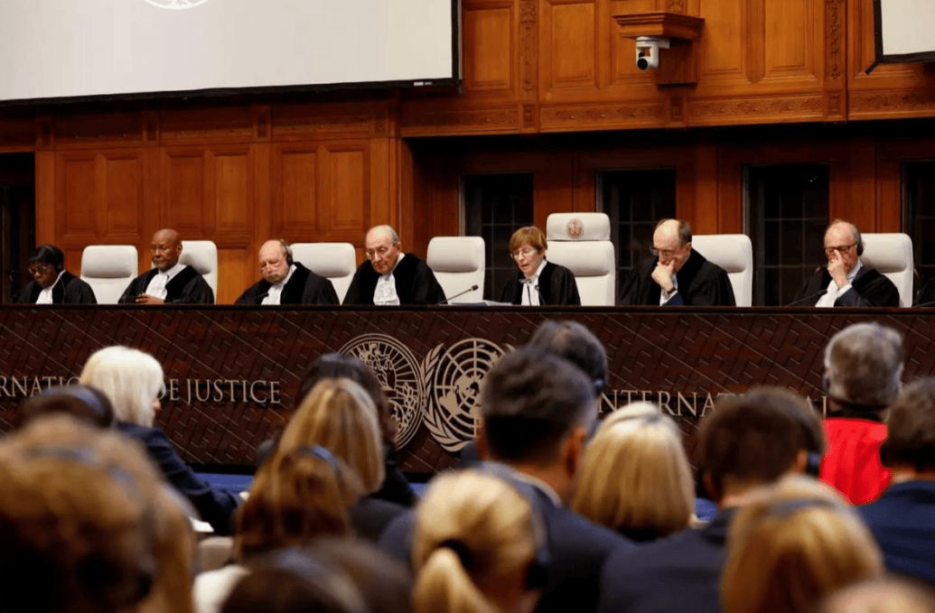 俄罗斯批准逮捕乌军总司令，41名乌高官入俄方黑名单，泽连斯基的名字却不在列！