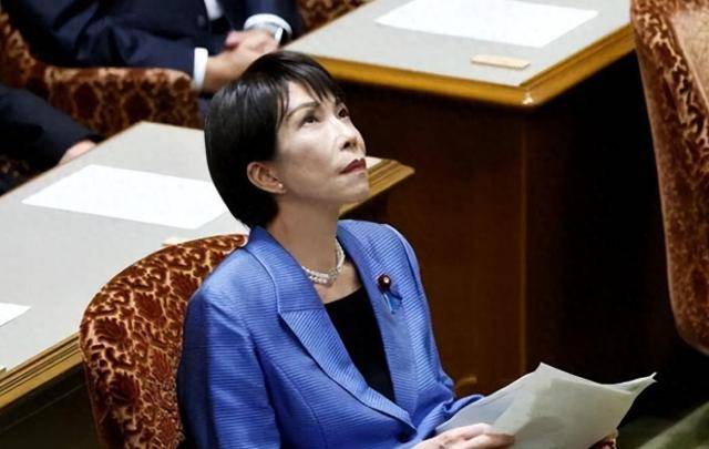 事情闹大,高市紧急求见特朗普!中方给美留情面:这回找日本算账