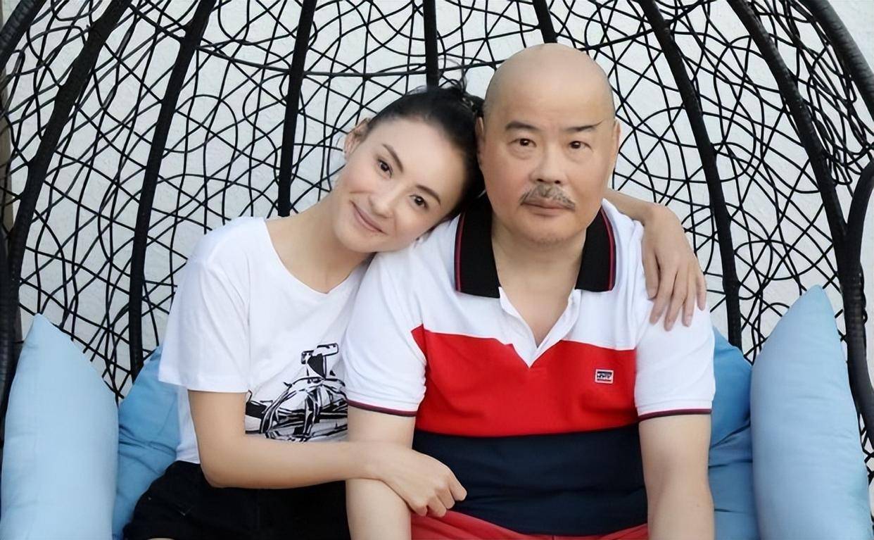 张柏芝说她要生很多孩子,直到不能生为止,网友质疑她秘密怀四胎