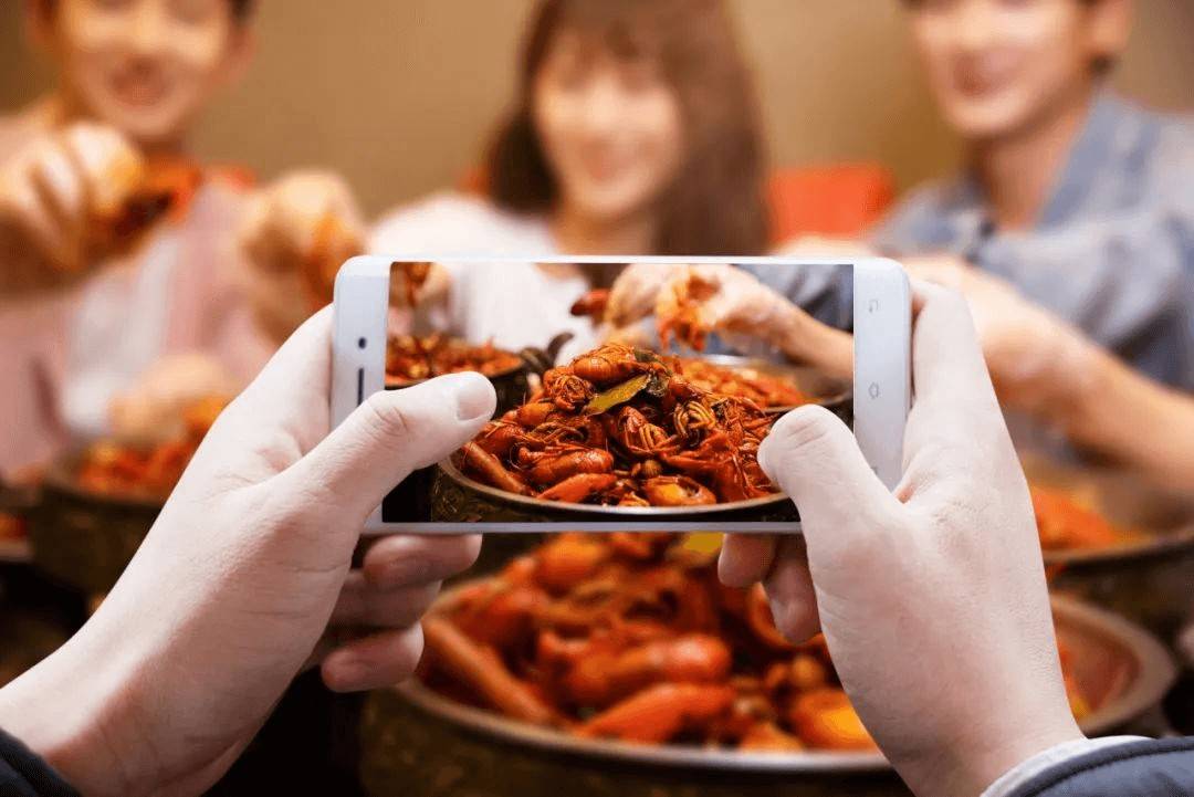 原创             百日“种卡”，小红书“认栽”？