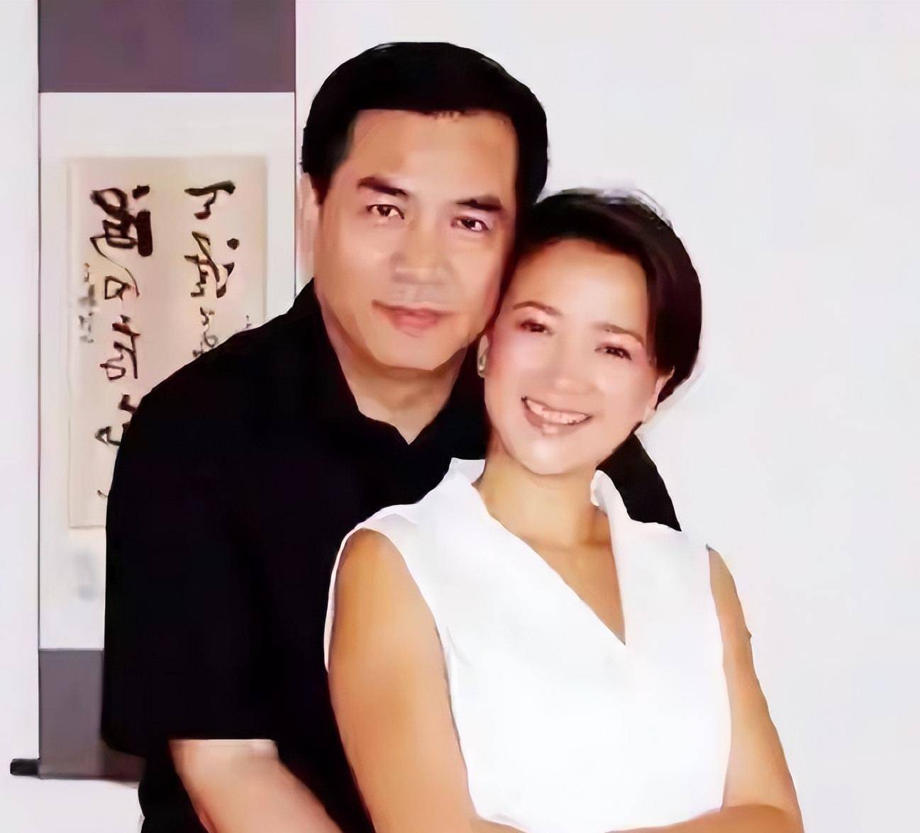 廖京生不忍了!送别何晴后,廖京生回应两人关系,真相终于大白