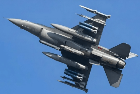 中方话音刚落,泰国松口停火,开出3大条件,要洪森父子“投降”!