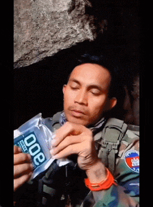 机枪单挑F16?泰国“义和团”VS柬埔寨“军户”,小国打仗太离谱