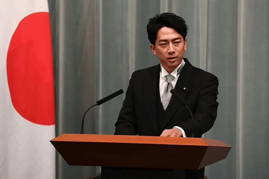 日本彻底摊牌?高市官邸传出风声:中俄朝都有核武器,日本也得有