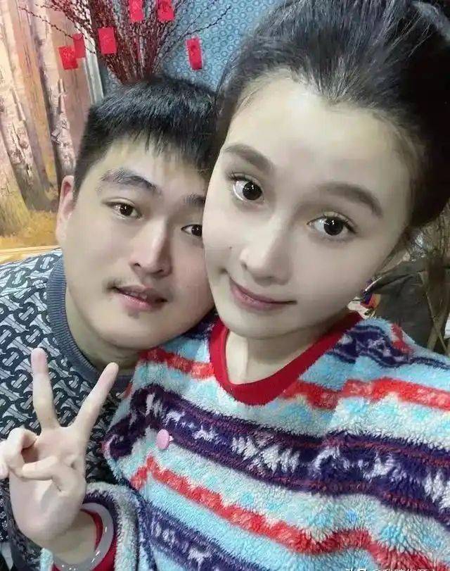 68岁赵本山近况:卖房卖飞机救女儿,身价百亿救不了女儿的心病