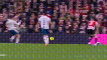 一场2-1！打出西甲争四黑马：西班牙人5西班牙足球甲级联赛连胜+差前四2分或进欧冠