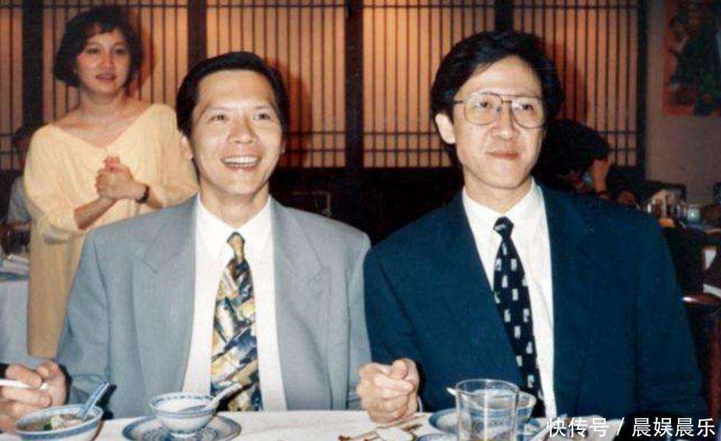 向华强93岁大哥向华炎去世，离世前住院已一年多，最后露面照曝光