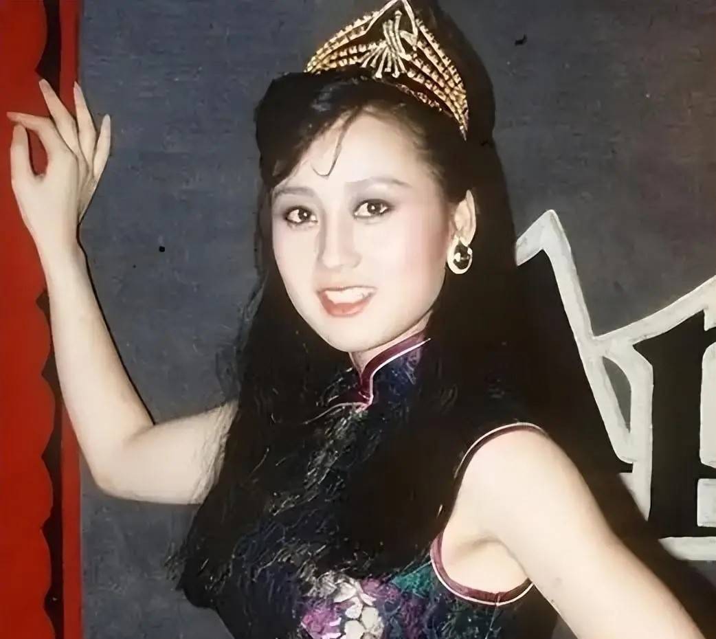 严防死守36年，利智还是输了，李连杰终是没放下被亏欠的“她们”