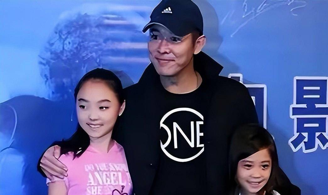 严防死守36年，利智还是输了，李连杰终是没放下被亏欠的“她们”