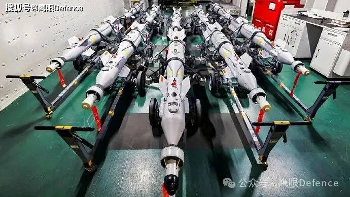 德国榴弹炮首曝被击伤！激战四年，乌军仅损失4辆“海马斯”