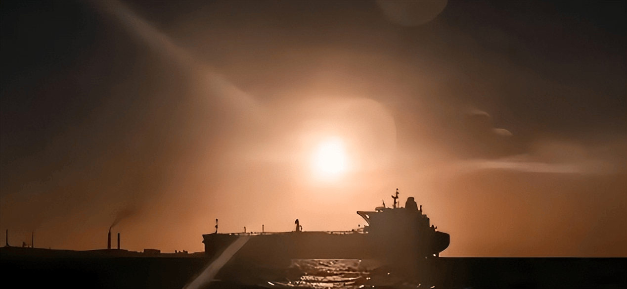 警告有效,购买委内瑞拉石油的油轮悬挂五星红旗,美军不敢扣押