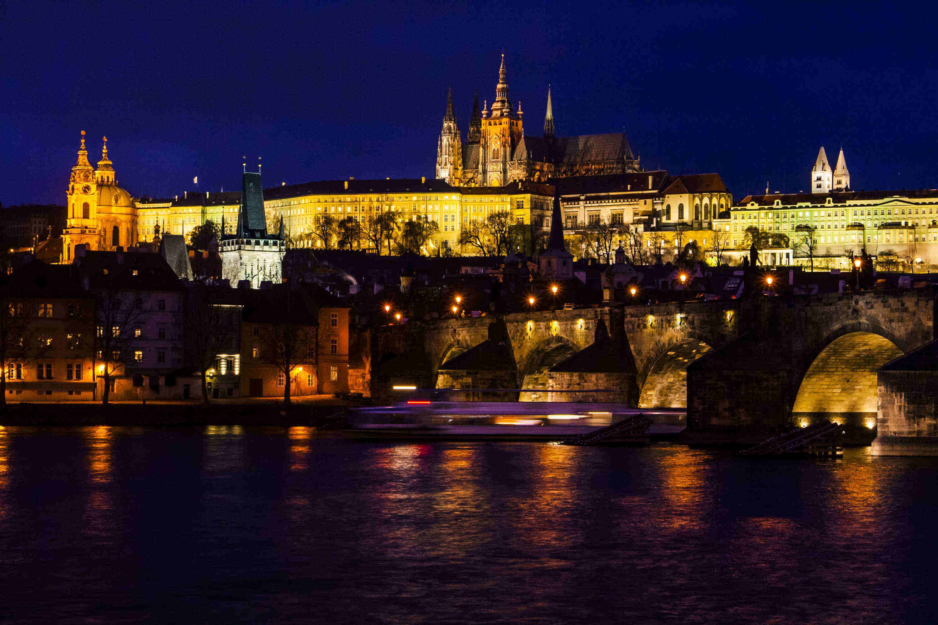 乐鱼体育- 乐鱼体育官网- APP世界杯指定平台2026广州留学中介优选！5家经验丰富机构护航留学之路