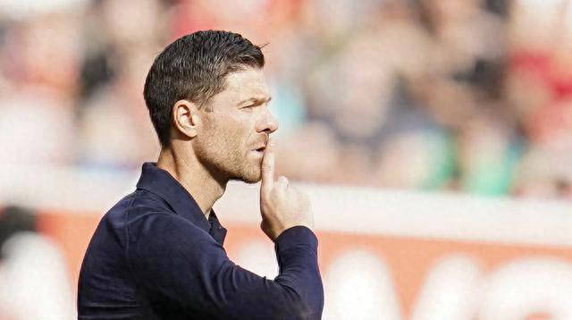 西甲联赛免费高清直播＋实时赛程积分榜＋竞彩预测全覆盖（2025赛季）西甲最新积分榜解析：巴萨领先4分 皇马5-1大胜贝蒂斯 马竞客场再失分