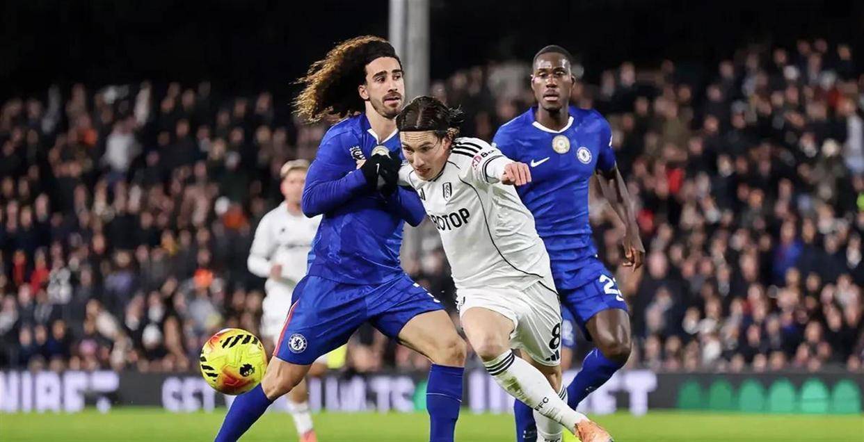 英超联赛免费高清直播+实时赛程+积分预测（2025赛季全覆盖）英超积分榜大震荡！曼城3连平丢分切尔西1-2爆冷争冠争六已经乱套！