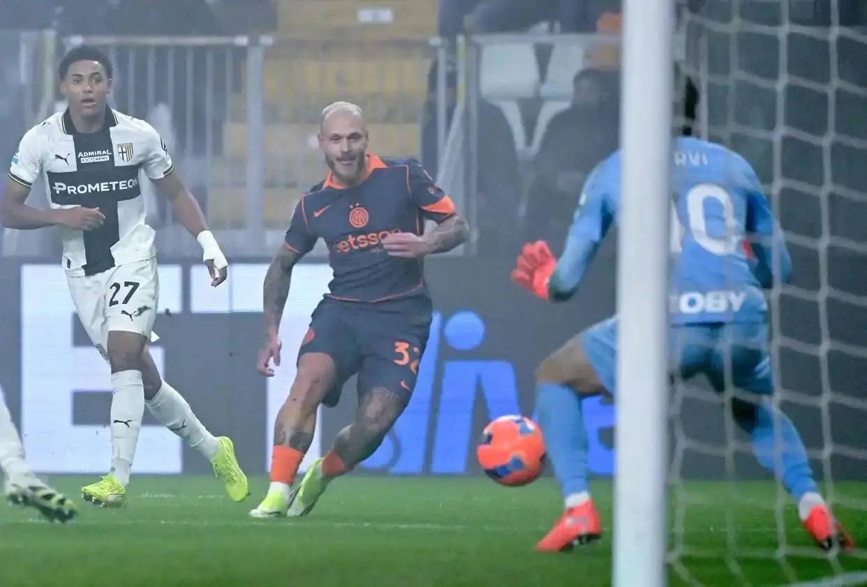 米兰体育- 米兰体育官方网站 世界杯官方指定投注平台意甲三强争冠进入白热化！国米冬窗动作不断1换1追巴西飞翼