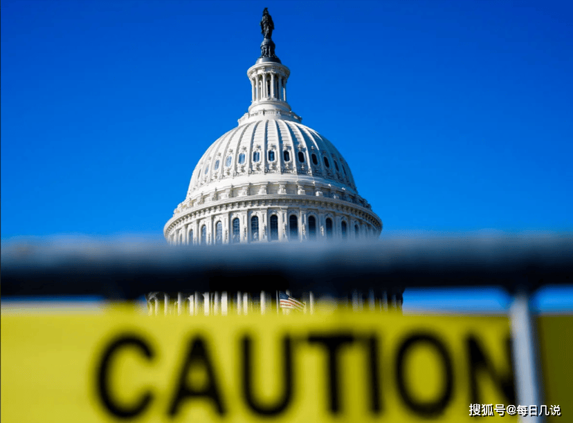 特朗普再出狠招，这次竟想“锁死”谁的命脉？