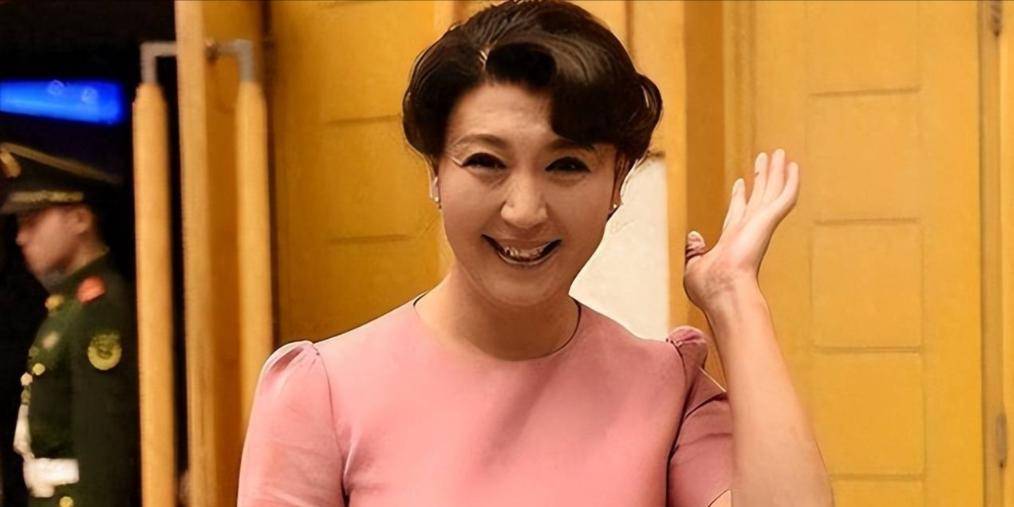 凉了！闫学晶又被曝身份造假 ，李雪健不再沉默