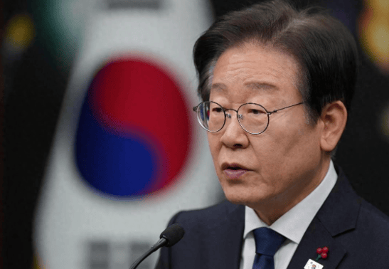 李在明面见高市早苗，绝口不提日本扩军，还当场问了个和中国相关的要求