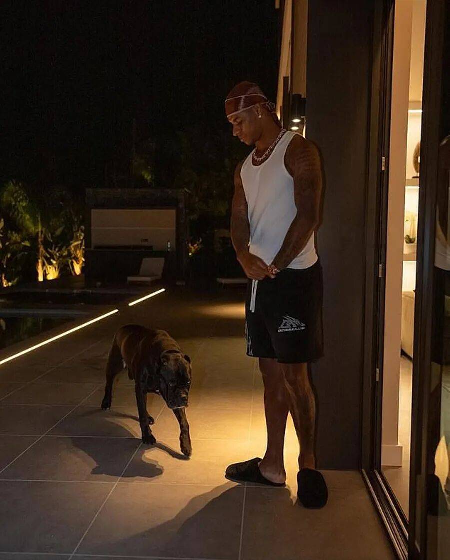 原创             巴萨与曼联开谈买断拉什福德，报价2200万还分期！拉师傅逼宫拉爵无奈