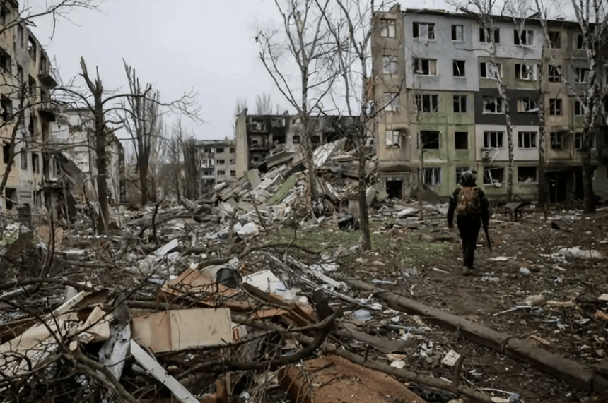 2城沦陷！乌军10公里防线缺口暴露，第38旅2个月断粮投降