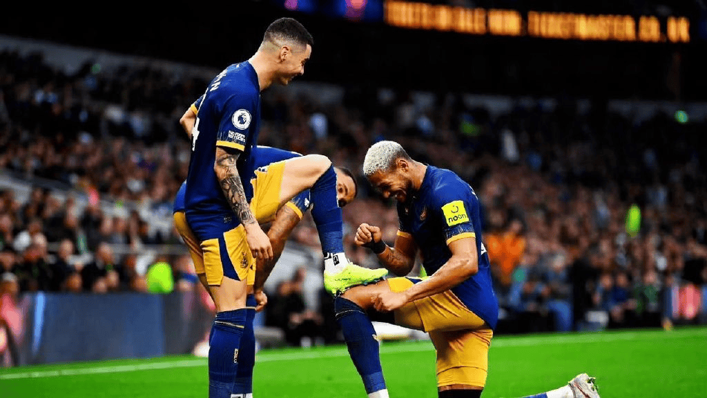 周日009英超 英超联赛免费高清直播+实时赛程+积分预测（2025赛季全覆盖）：狼队vs纽卡斯尔赛事前瞻比分推荐分析