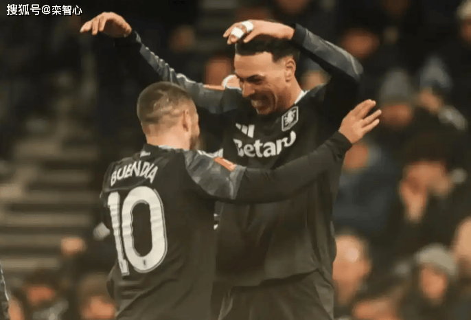 阿森纳平＋曼城输给曼联！维拉今晚赢球跃居第2＋落后枪手4分！英格兰足球超级联赛