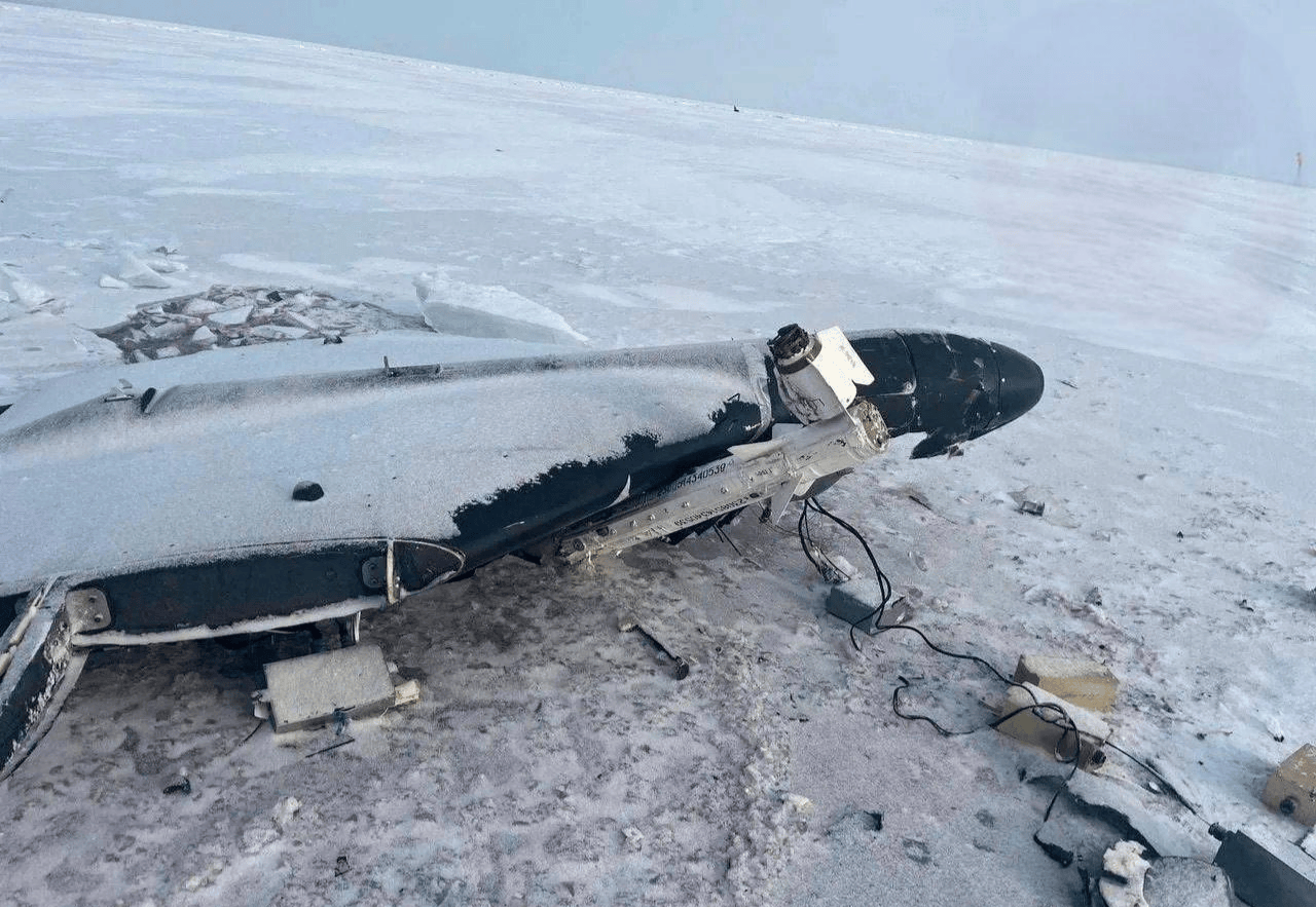 美俄这次真是火大了，法军直奔俄石油命脉，幻影-2000掩护炸油轮