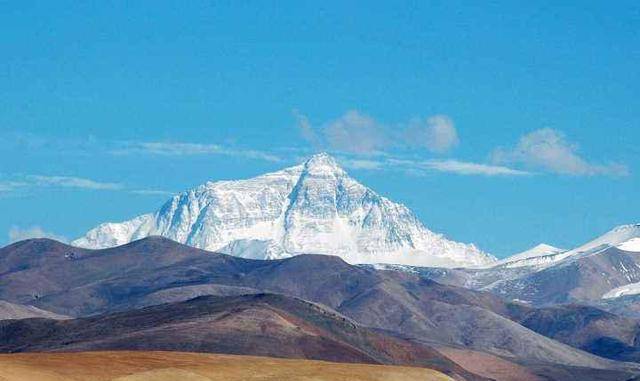 原创             98年她受丈夫之邀共登珠峰，结果被抛弃在山顶，最后二人双双殒命