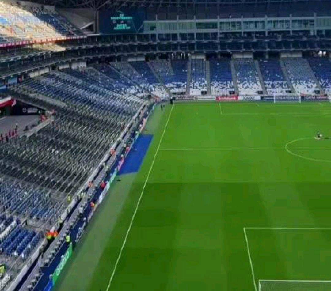 墨西哥球场突发武装袭击致11死2026世