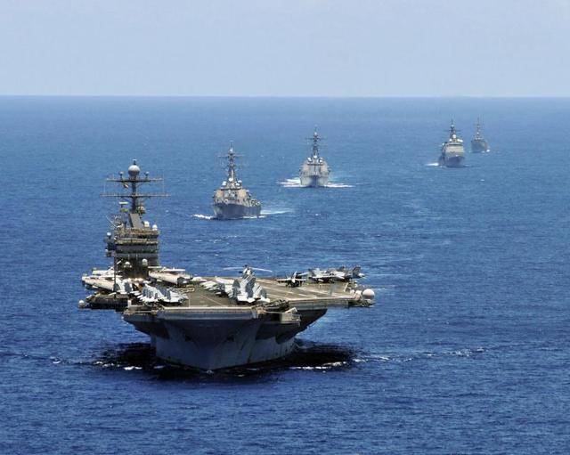 太原舰遭外舰高速逼近，全舰拉响战斗警报，距开火只差一步？