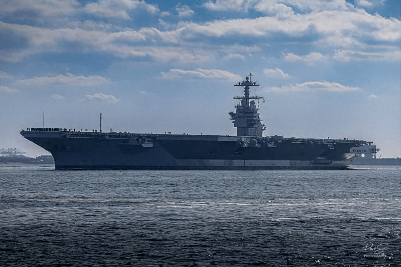 造了15年才海试！全球第3艘电磁航母登场，中美航母差距一目了然