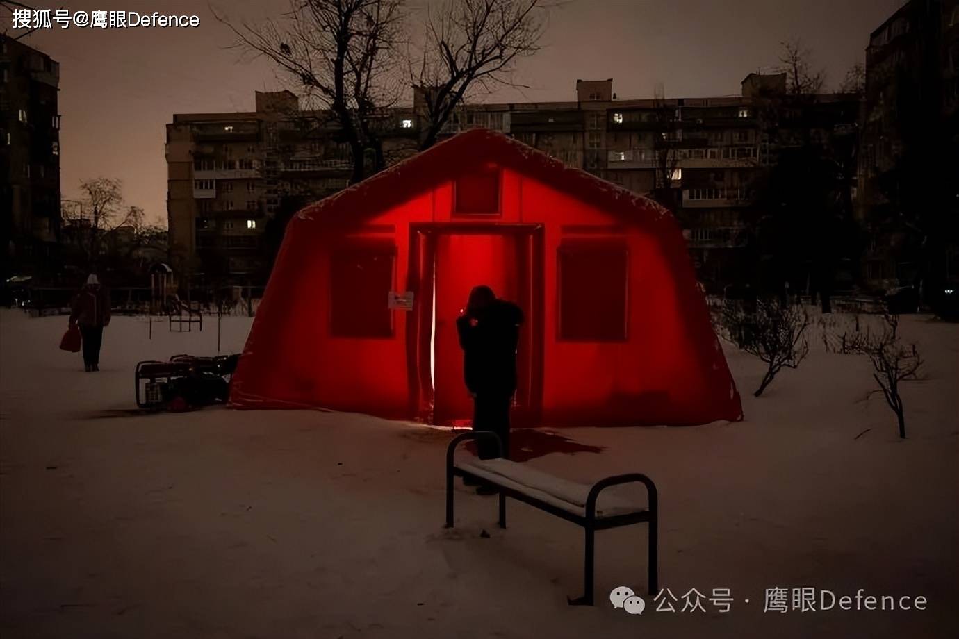 纳粹大屠杀幸存者在基辅被冻死！寒冬潜水修复热电厂，送别英雄