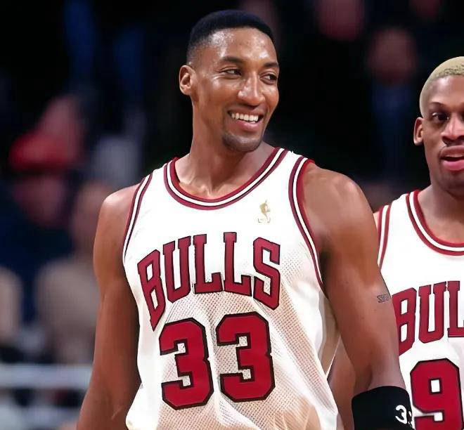 NBA历史最强5大小前锋重排：小卡垫底杜兰特第三詹姆斯绝对霸主