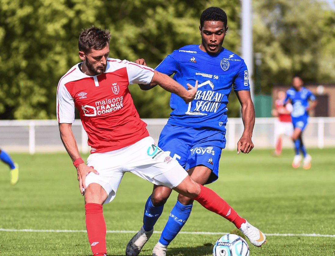 西甲联赛免费高清直播＋实时赛程积分榜＋竞彩预测全覆盖（2025赛季）法国杯：特鲁瓦VS朗斯今日最新比分预测