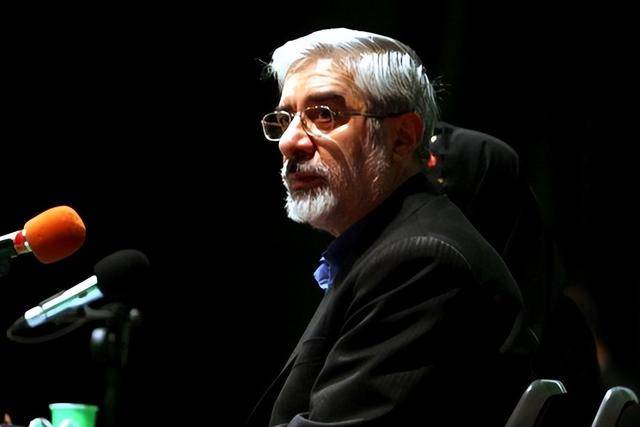 国家危难时刻，伊朗高层爆发内乱，主战派怒火上头，要求处死前总统鲁哈尼！