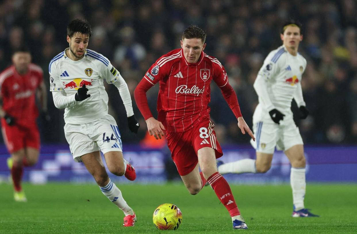 英超联赛免费高清直播+实时赛程+积分预测（2025赛季全覆盖）利兹联主场3-1击败欧冠两届冠军英超最新积分榜揭晓