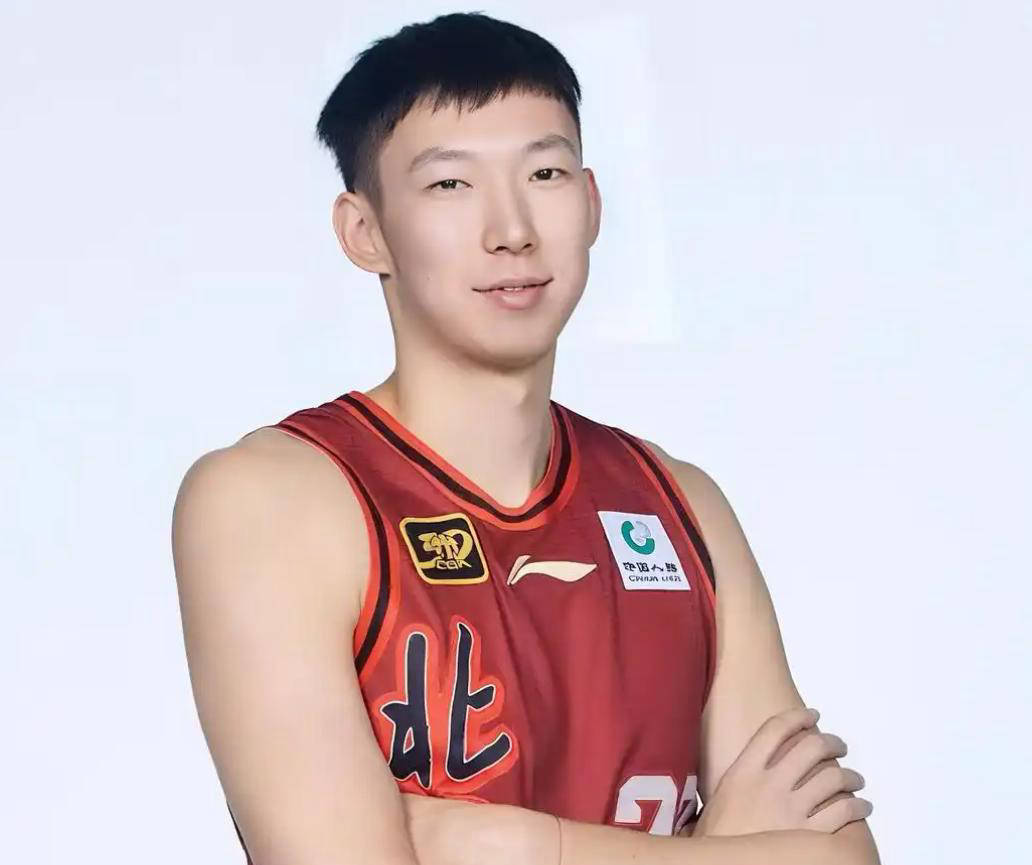 NBA职业联赛中文官网__实时赛程比分+球队资讯盘点CBA联赛中最无情的三支球队球迷