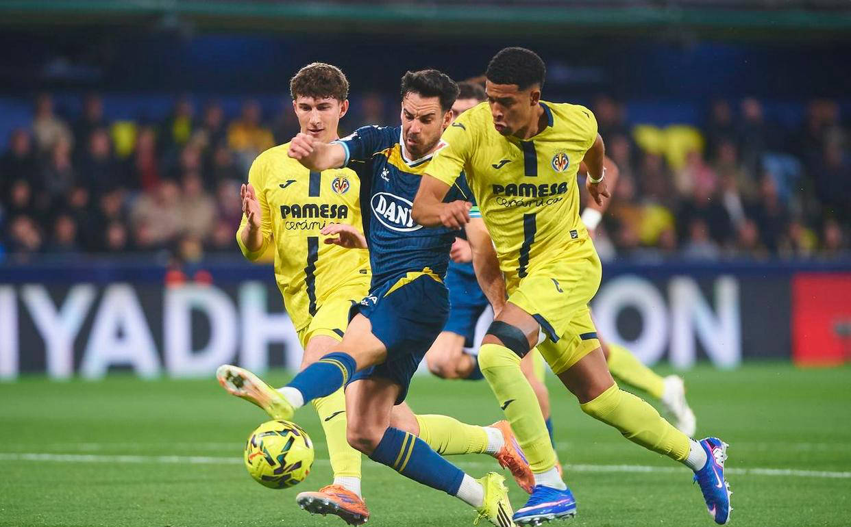 比利亚雷亚尔4-1大胜西班牙人西甲最新积分榜全面更新西甲联赛免费高清直播＋实时赛程积分榜＋竞彩预测全覆盖（2025赛季）