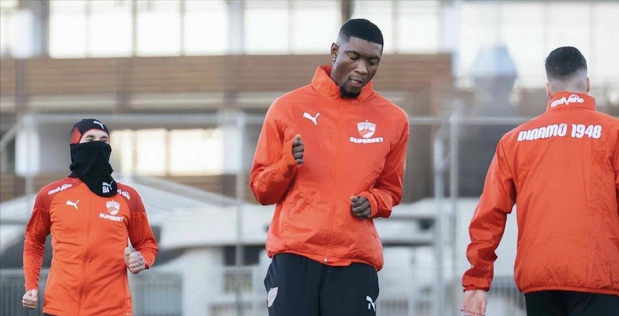 泰山中欧洲篮球联赛中文网__赛程比分+球队资讯+盘口分析卫外援逐渐浮现已婉拒球队再续约很可能与中超签约