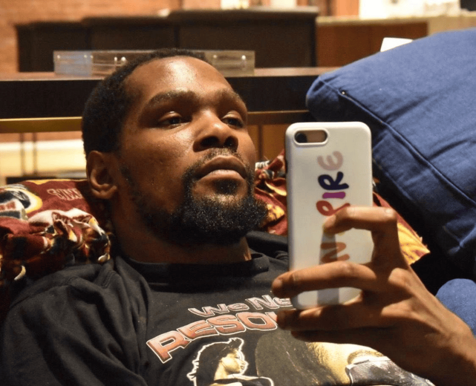 世界杯-足球赛事比分体育网杜兰特疑似小号引热议！吐槽火箭和太阳队友 名嘴直言无风不起浪