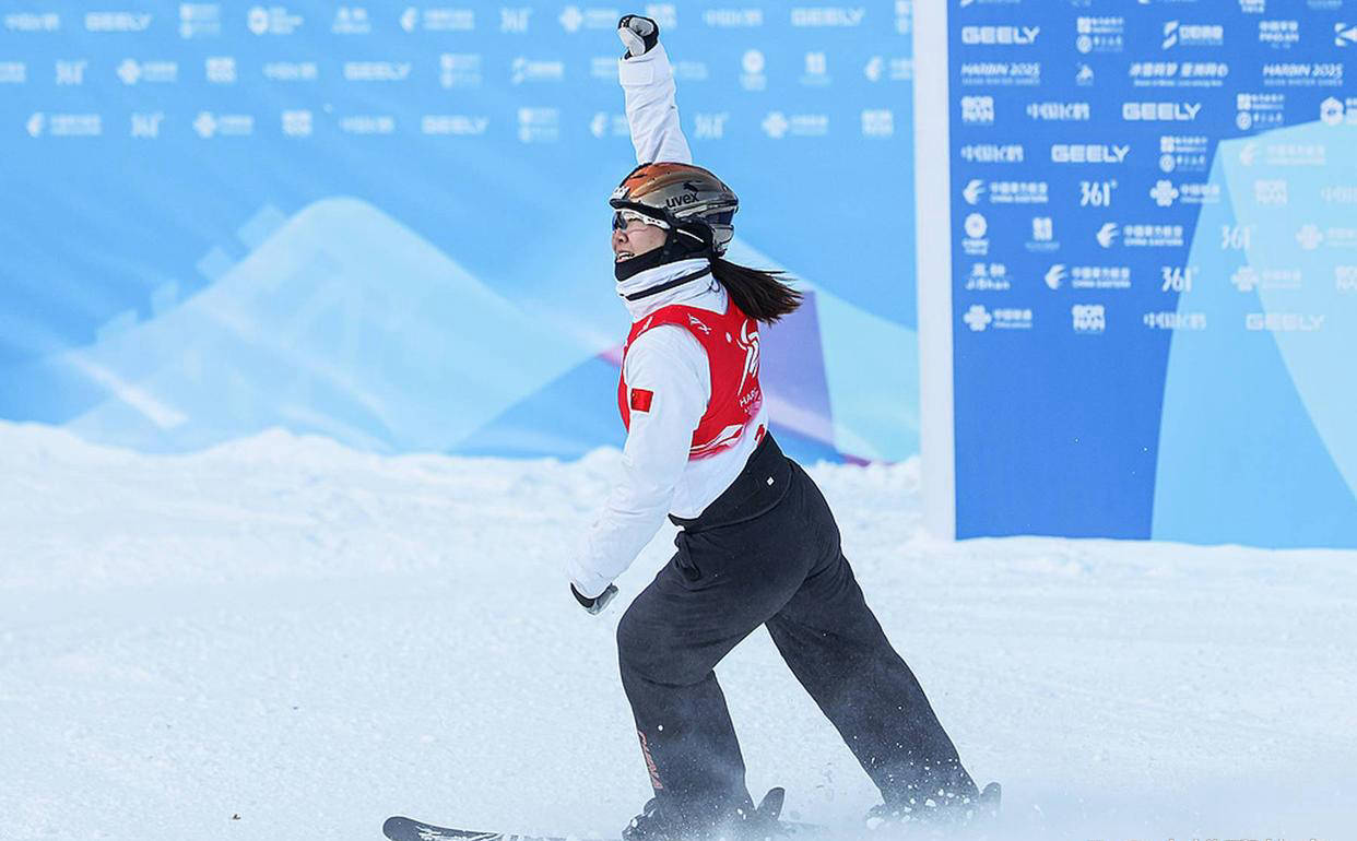 米兰冬奥自由式滑雪女子空中技巧决赛徐梦桃