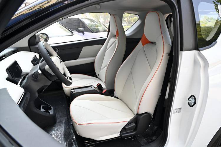 XKTY.COM星空体育-合资 MPV 舒适性 隔音效果好